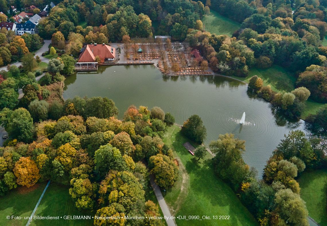13.10.2022 - Der Ostpark mit See und Biergarten in Neuperlach